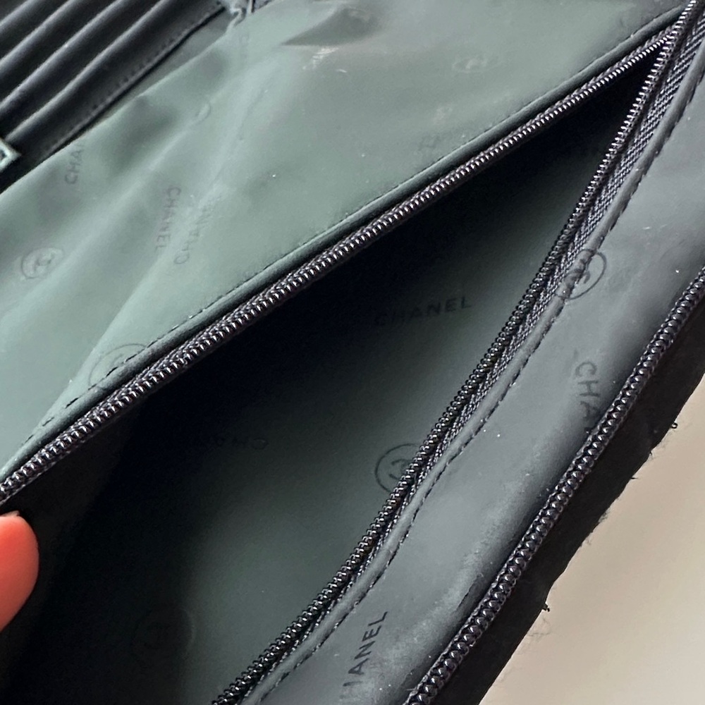 CHANEL Black Case for Makeup Brushes - Picture 10 of 11
